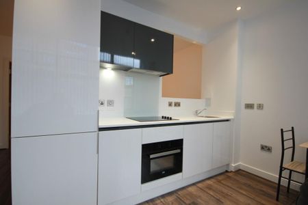 Studio to rent - Photo 4