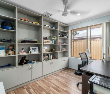 Modern & Low-Maintenance Living in Prime Byford Location - Photo 5