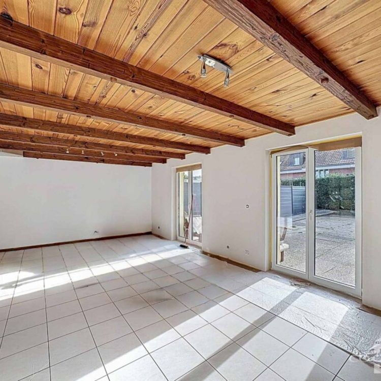 Maison mitoyenne de 6 pièces à Granges-de-Vesin - Photo 1