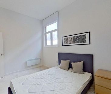 2 bedroom flat to rent - Photo 4