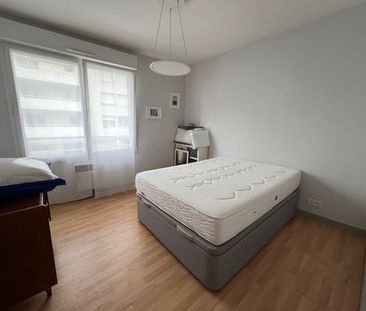 Location Appartement 3 pièces 75m² LA ROCHELLE 17000 - Photo 3