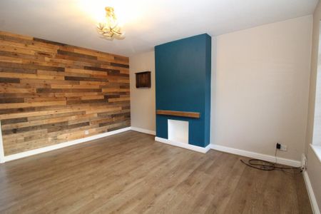 3 bedroom end of terrace house to rent - Photo 5