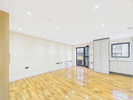 Church Street, Slough, Berkshire,SL1 - Photo 3