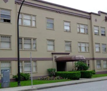 GEORGIAN APTS | 2625 HEMLOCK STREET, Vancouver - Photo 1
