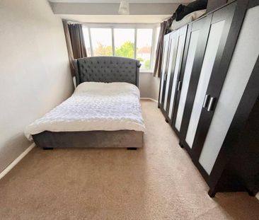 3 bedroom semi-detached house to rent - Photo 3