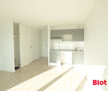Location Appartement 2 pièces 42m² VANNES 56000 - Photo 2