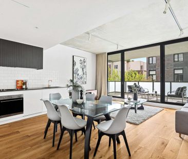 Stylish and Contemporary Two Bedroom Apartment with Parking - Photo 5