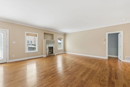 For Lease - 16 Chippewa Avenue, Meadowlands - Crestview and Area, Ontario - Photo 4