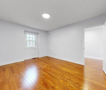 For Lease - 24 Laureleaf Road, Markham, Ontario - Photo 6