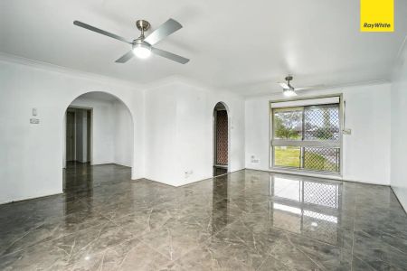 27 Thomas Street, St Marys NSW 2760 - Photo 3