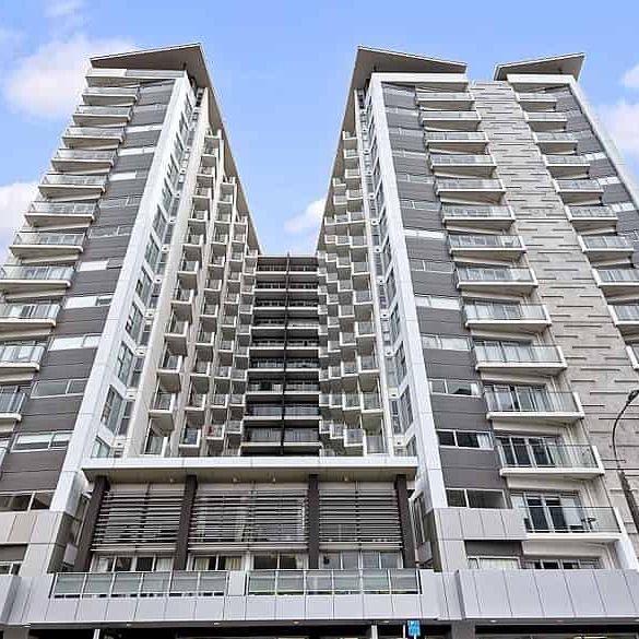 2 Bedroom Apartment - Unfurnished - Photo 1