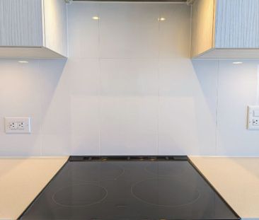 For Lease - 3900 Confederation Parkway Unit# 4612, Mississauga, Ont... - Photo 3