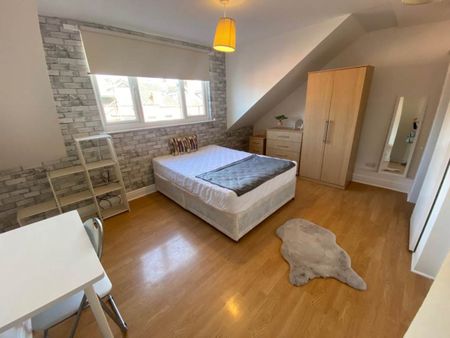 Lucas Street (room 6), Headingley, Leeds - Photo 4