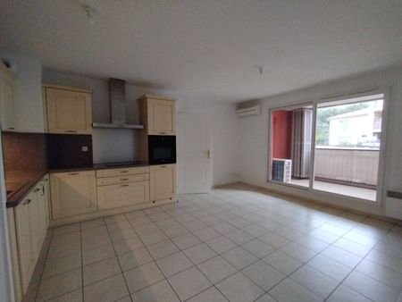 Location appartement 3 pièces 54.68 m² à Allauch (13190) - Photo 2