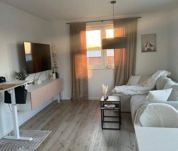 Lichtdurchflutet 2 ZKB mit Balkon in Altenlingen zu vermieten - Photo 1