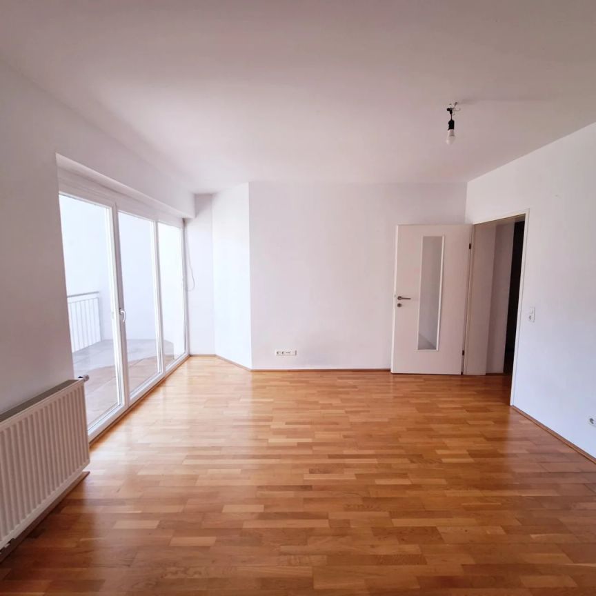 Ideale 2- Zimmer Wohnung mit großem Balkon - Bismarckstraße 16 - Top 4 - Foto 1