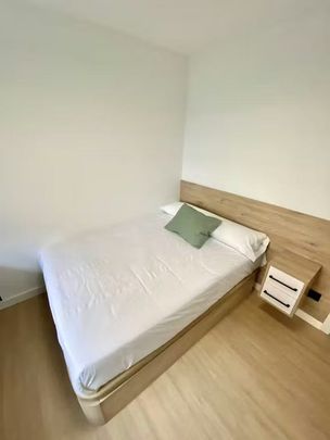 Calle de la Oca, Madrid, Community of Madrid 28025 - Photo 1