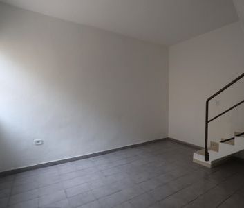 Casa para alugar com 60m², 3 quartos e sem vaga - Photo 1