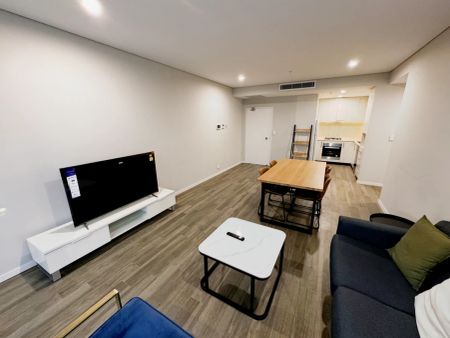 3 bed 2 bath-single room - Photo 2