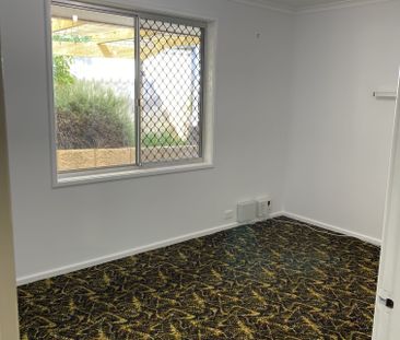 4 x 1 Brick and Tile Home - Photo 4