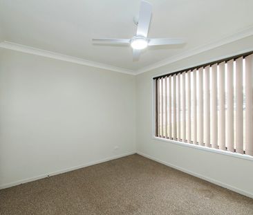 Family Friendly Living in Blaxland - Photo 3