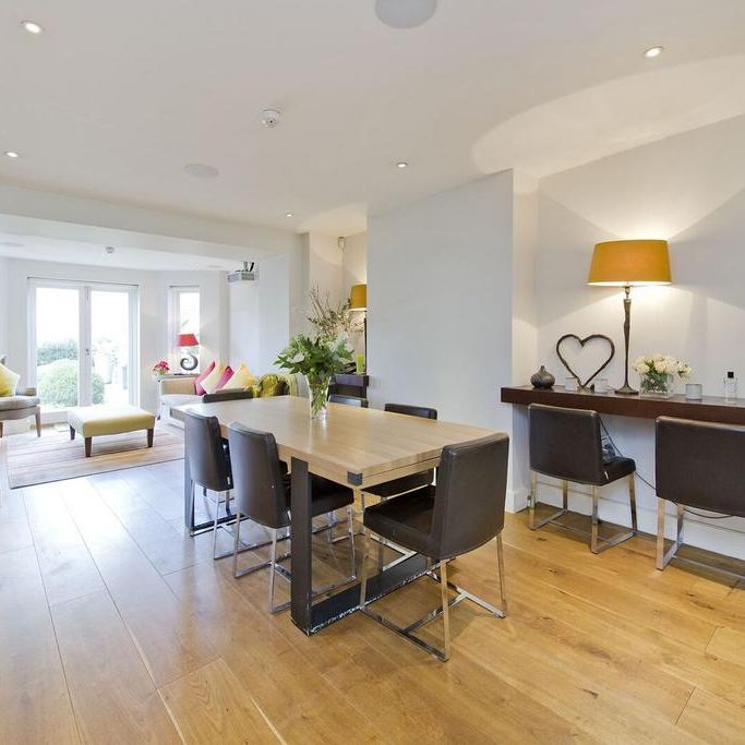 5 bedroom terraced house to rent - Photo 1