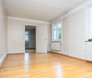 Geräumige Wohnung in Lützelflüh mit Kachelofen und Terrasse - Photo 1