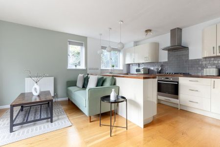 1 bedroom ground floor flat to rent - Photo 4