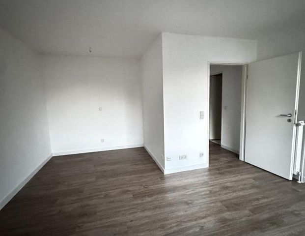 Moderne 1-Zimmer-Wohnung mit Balkon in Hennigsdorf - Foto 1