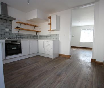2 bed Detached House for let - Photo 3