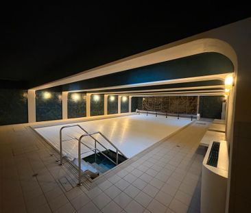 Modernes Studio mit Indoor Pool 1 Monats Miete 01.01-01.02 - Photo 1