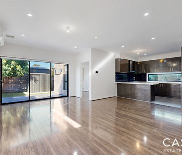 6/22 Bronson Circuit, Cranbourne North - Photo 1