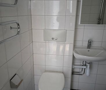 Heljestrandsgatan, Eskilstuna - Photo 3
