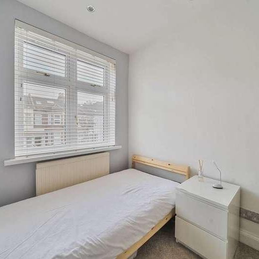 St Marys Road, Selhurst, SE25 - Photo 1