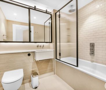 Palmer Road London SW11 - Photo 1