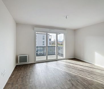 LONS Résidence Neuve - Grand studio 31m2 avec balcon et parking - Photo 1