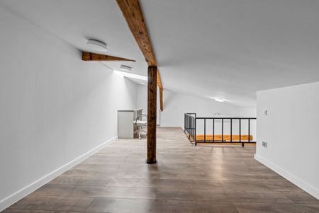 ** Mieszkanie w stylu loft z antresolą ! ** - Zdjęcie 2