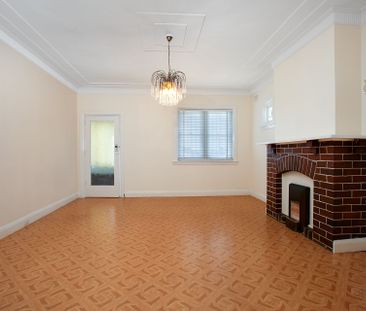 Neat Family Home in a Prime Family-Friendly Location - Photo 2