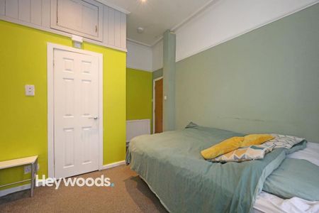 1 bedroom house of multiple occupation to rent - Photo 2