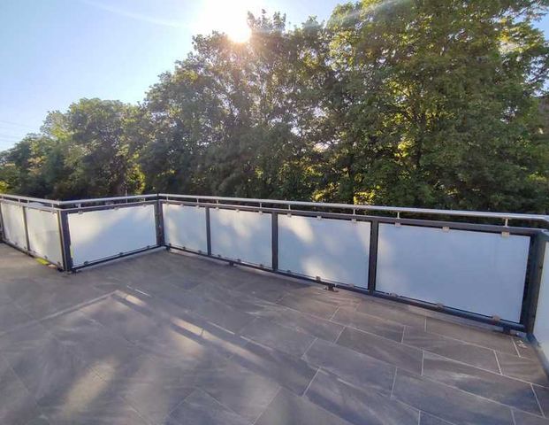 Außergewöhnliche 4-Zimmer Wohnung mit großem Balkon, Garage + Wallbox - Foto 1