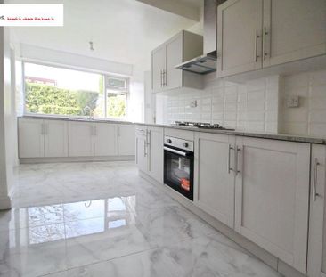 3 bedroom detached house to rent - Photo 3