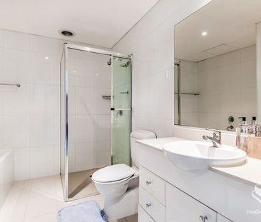 One Bedroom Plus Study Apartment - Photo 4