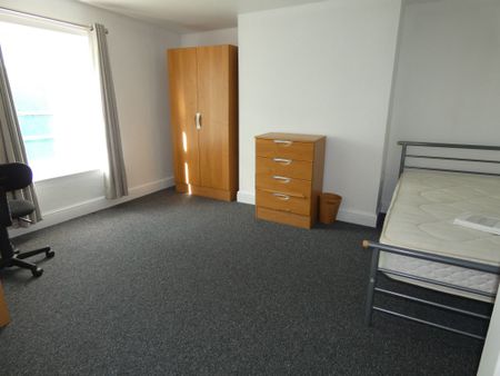 1 bed House Share - To Let - Photo 5