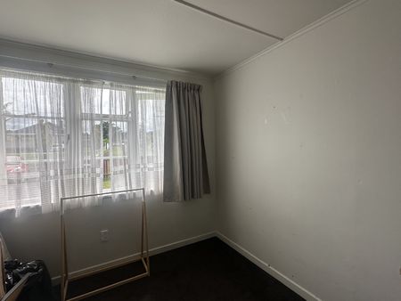 Spacious Home for Rent - Otangarei - Photo 4