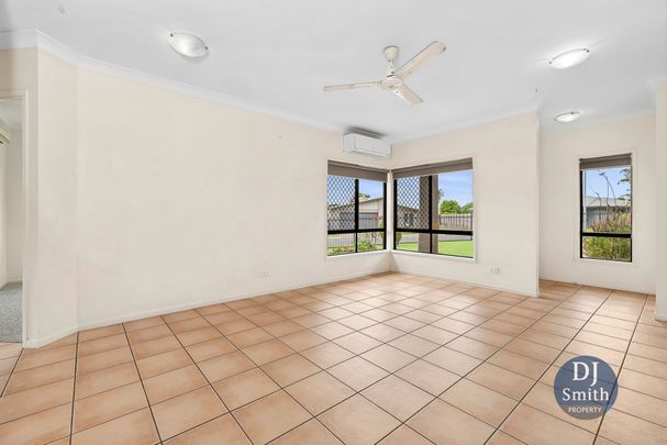 Spacious Family Home @ Kanimbla Heights - Photo 1