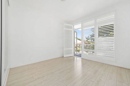 LIGHT FILLED TWO BEDROOM UNIT IN PRIME LOCATION - Photo 2