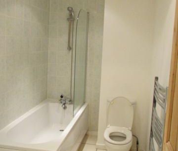 3 bedroom terraced house to rent - Photo 4