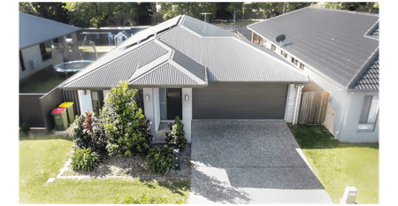 NEAR NEW FAMILY HOME WITH 6KW SOLAR - BREAK LEASE - Photo 3