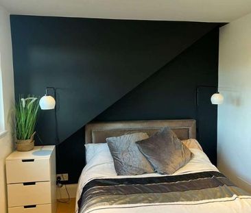 Oxford Road, Denham, UB9 - Photo 1