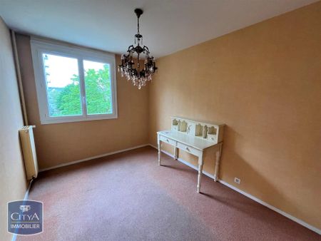 Appartement à louer 3 pièces 71m² - Photo 2